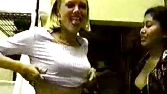 Geen registratie voor volwassenen  Vriend gratis erotische films likt minnares van Manda met bh die 69 poseert.