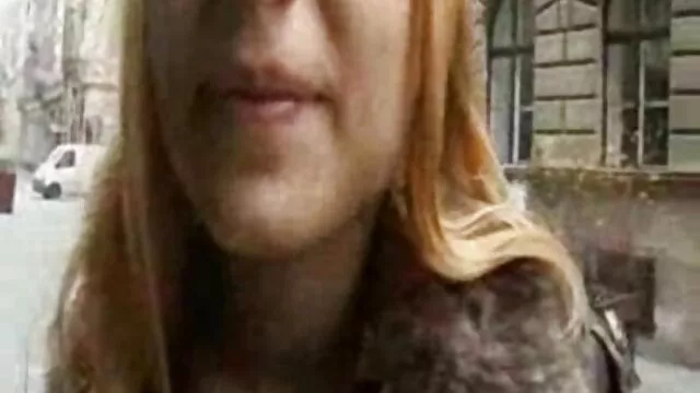 Geen registratie voor volwassenen  Beveiligingsofficier pik een vrouw met een navel piercing gratis familie sex filmpjes bureau.
