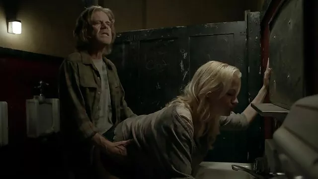 Geen registratie voor volwassenen  Dikke MILF die kinky sex filmpjes haar borsten aanraakt en een dikke kont terwijl ze in Bad ligt.