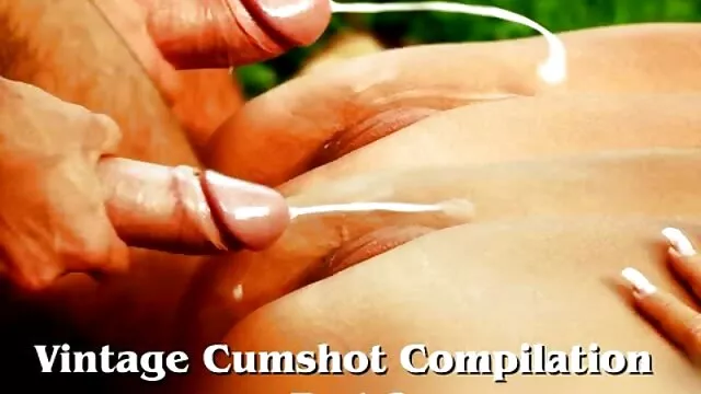 Geen registratie voor volwassenen  Een anale seks liefhebber in zwarte kousen legde handjob filmpjes zijn hand op de kont voor de camera