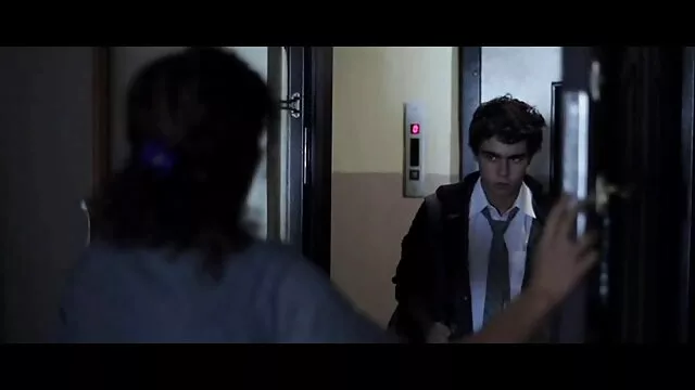 Geen registratie voor volwassenen  Een dunne zwarte vrouw slikt de proboscis Hahal in de keel en ontmasker free gay filmpjes het stuur naar beneden.