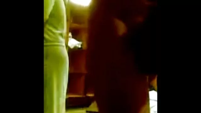 Geen registratie voor volwassenen  Een pop met grote borsten en vormt een mooie strook voor gratis lesbisch filmpjes de spiegel