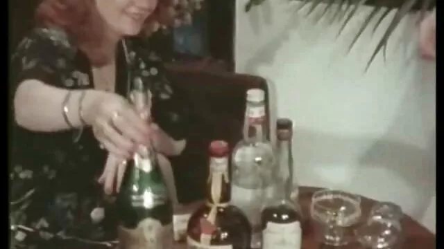 Geen registratie voor volwassenen  Twee jonge sletten zijn tevreden met leden lekkere sex film van de zwarte Neger.