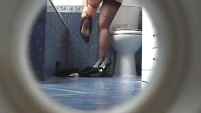 Geen registratie voor volwassenen  Dikke moeder met grote kont in kousen gescheurd om een jonge groep sex filmpjes man in een hoed op te geven