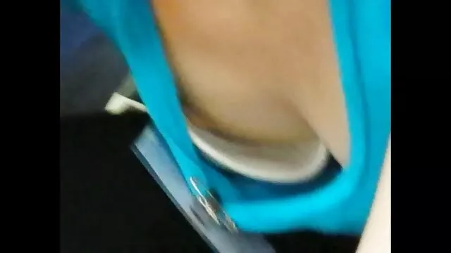 Geen registratie voor volwassenen  Dienstmeisjes die porna filmpjes plezier hebben in het master bed